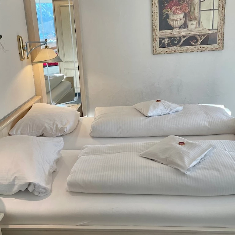 Deluxe Doppelzimmer mit Sitzecke und Südbalkon