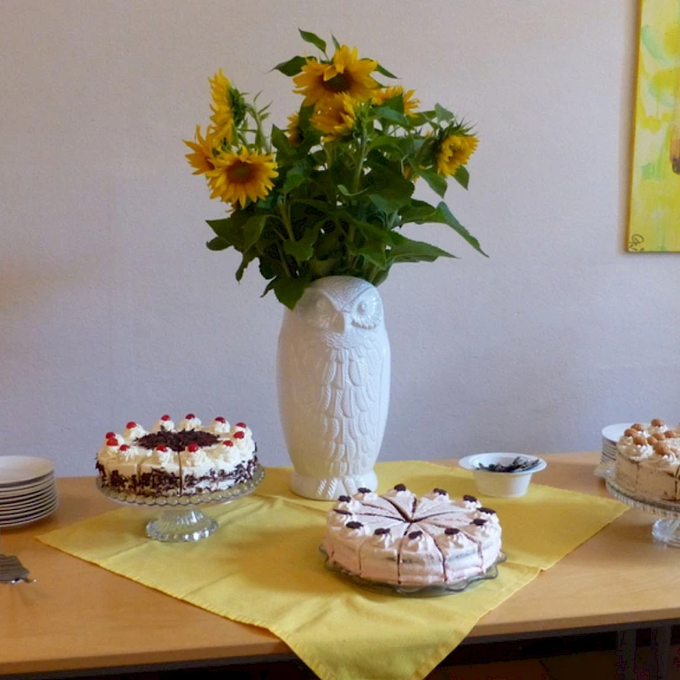 Kuchenbuffet im Seminarzentrum Schloss Bettenburg